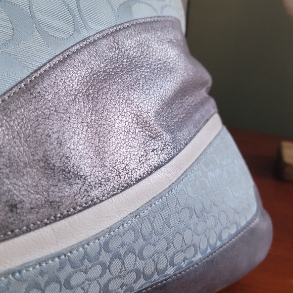 Coach F10653 Wave Signature Patchwork Blue Gray Leather Suede Duffle Bag Y2K - Picture 9 of 16